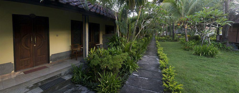 Segara Anak Bungalow & Restaurant Kuta  Exterior foto
