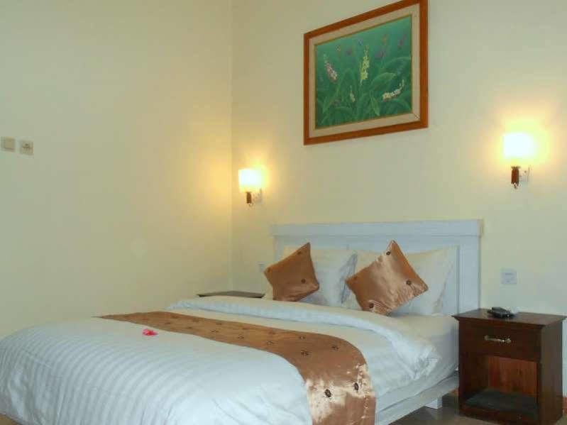 Segara Anak Bungalow & Restaurant Kuta  Exterior foto