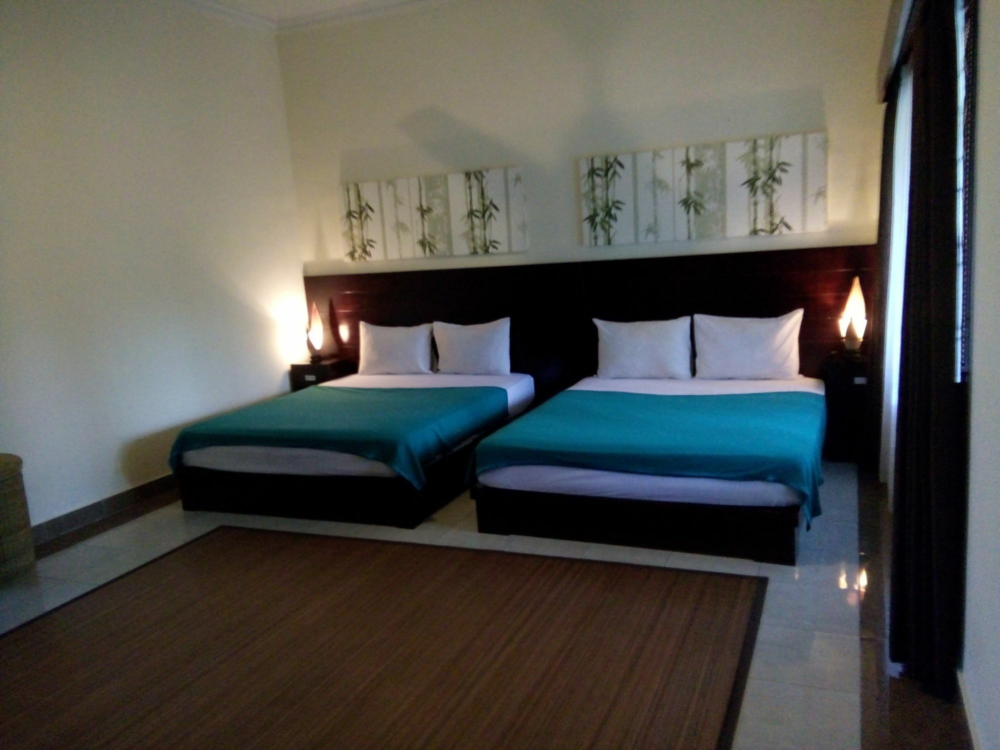 Segara Anak Bungalow & Restaurant Kuta  Exterior foto