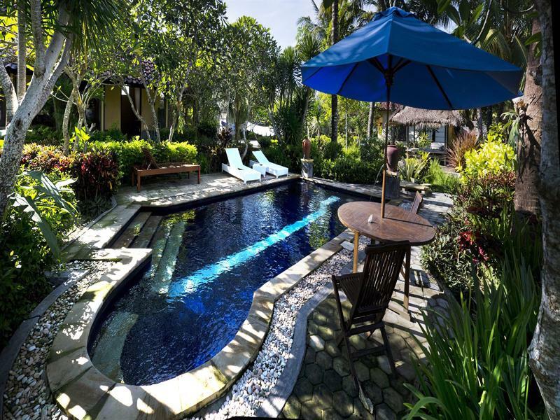 Segara Anak Bungalow & Restaurant Kuta  Exterior foto