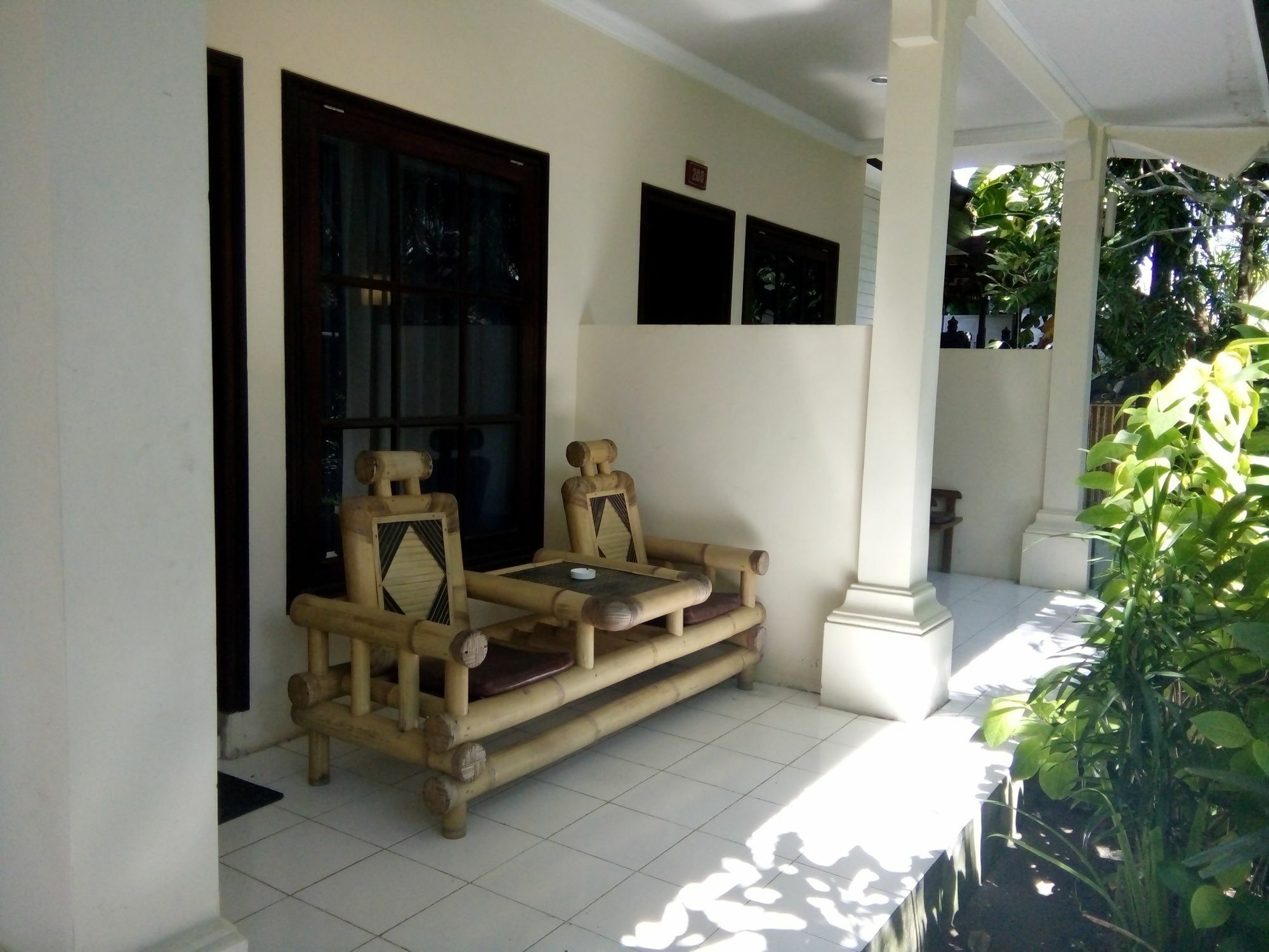 Segara Anak Bungalow & Restaurant Kuta  Exterior foto